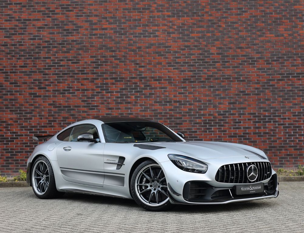 Image of Mercedes-Benz AMG GT R