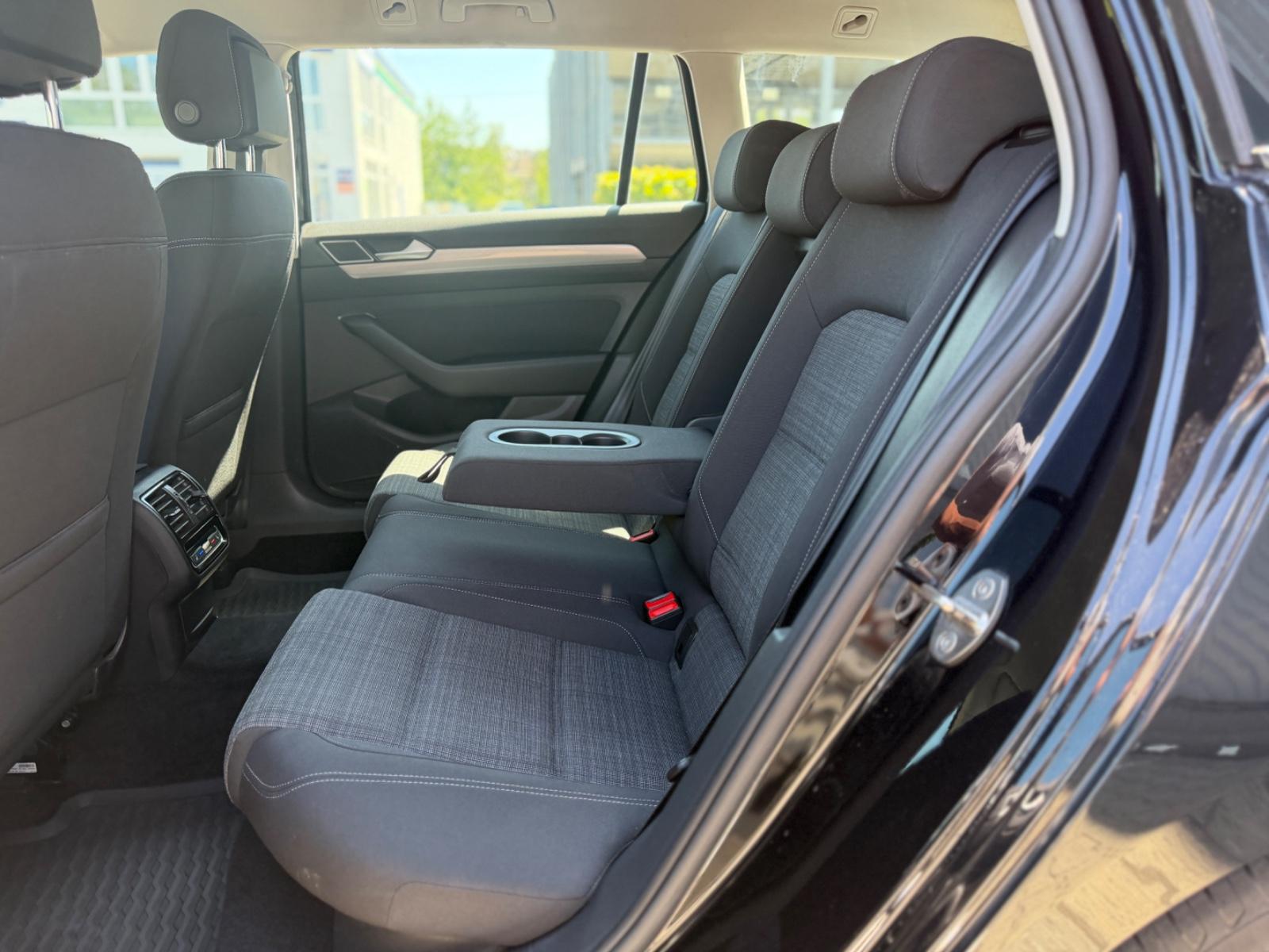 Volkswagen Passat Var. 4Motion DSG ACC Spur Kessy LED Kam, миниатюра 15