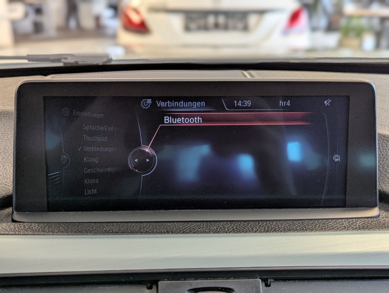 BMW 328 i xDrive Sportline Leder Pano US-Import - Image 28