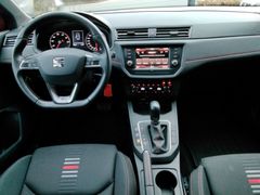 Fahrzeugabbildung Seat Ibiza FR 1.0 TSI DSG+PDC HINTEN+SHZ+TEMPOMAT