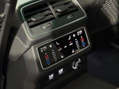 AUDI RS6 4.0 TFSI*EXCLUSIVE*PANO*MASSAGE*B&O*AHK*HEAD