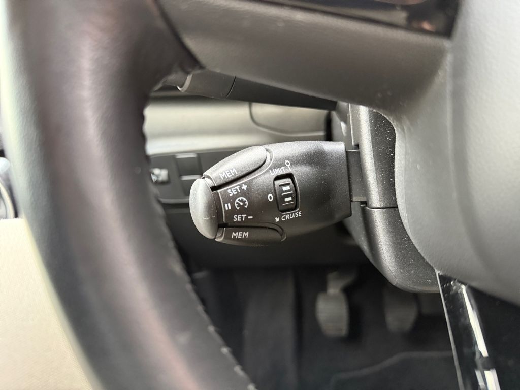 Fahrzeugabbildung Citroën C3 Pure Tech 83 S&S SHINE PACK