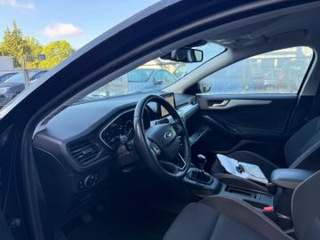 Ford Focus - 11