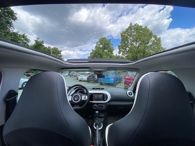 Fahrzeugabbildung Renault Twingo Intense// Faltdach, KlimaAT, Bluetooth, S