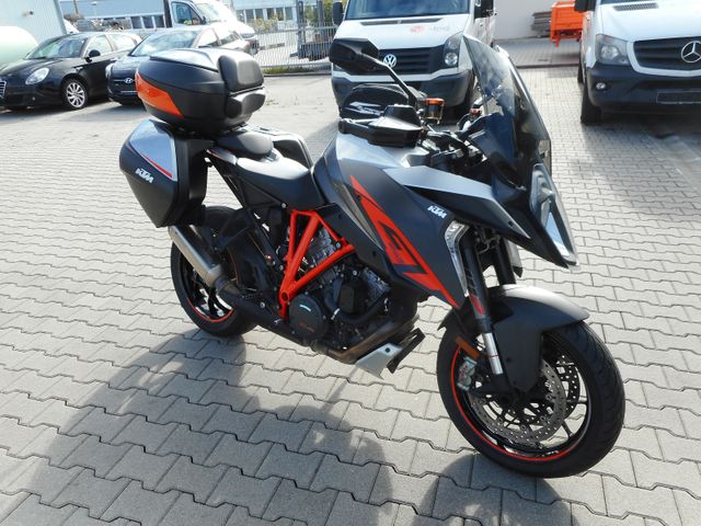 KTM 1290 Super Duke GT KTM-werkstattgepflegt