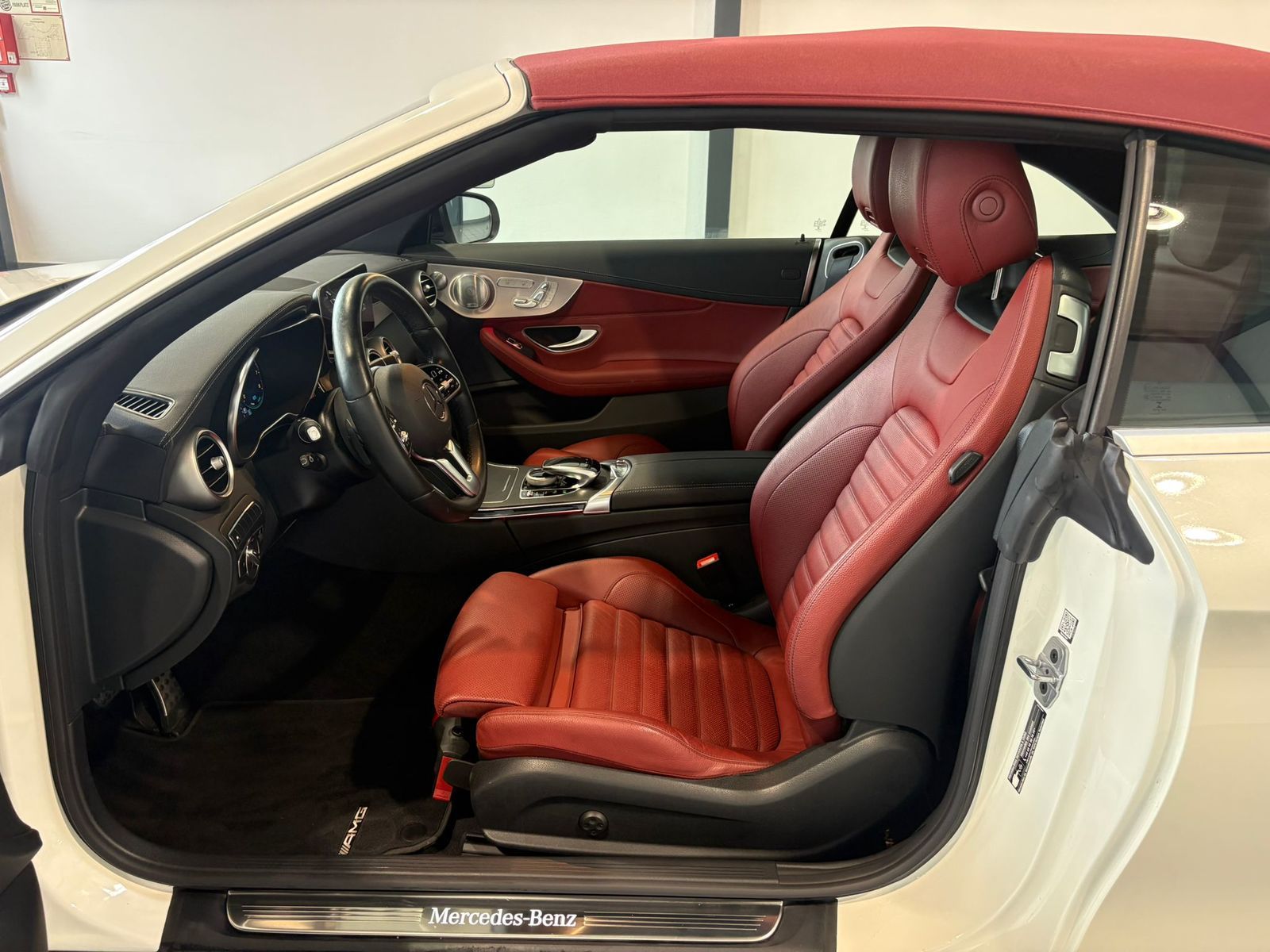 Mercedes-Benz C 200 AMG Line  LED|Navi|AMG Line foto 8