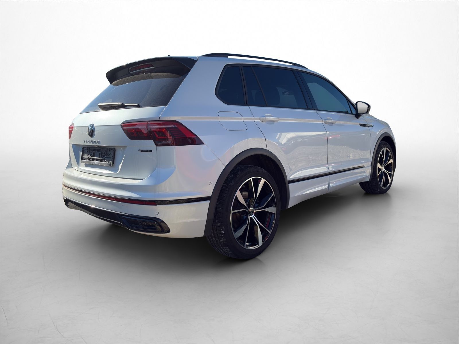 Volkswagen Tiguan 2.0 TDI R-Line 4Motion DSG NAVI AHK PANO foto 2