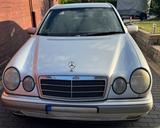 Mercedes-Benz E 300 TD ELEGANCE Elegance - Mercedes-Benz E 300: 300td