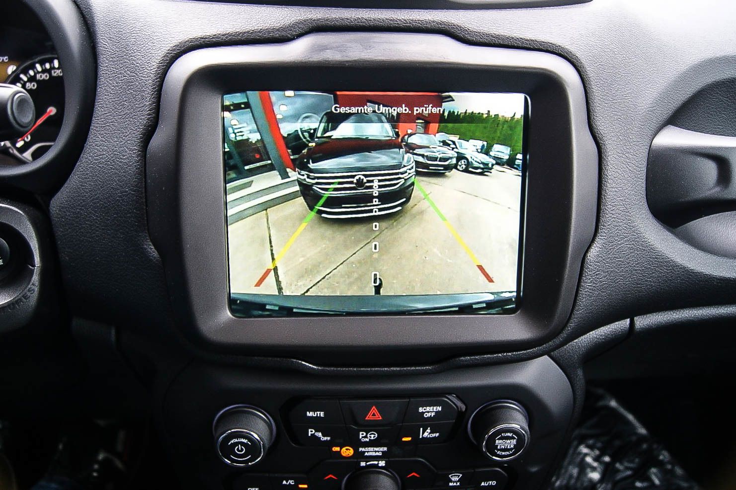 Fahrzeugabbildung Jeep Renegade 1.3 T-GDI Limited FWD KENWOOD PANORAMA