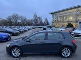 Volkswagen Golf VII LIM. COMFORTLINE BMT/KAMERA/NAVI/1.HAND - Kleinwagen mit Benzin-Antrieb & Anhängerkupplung
