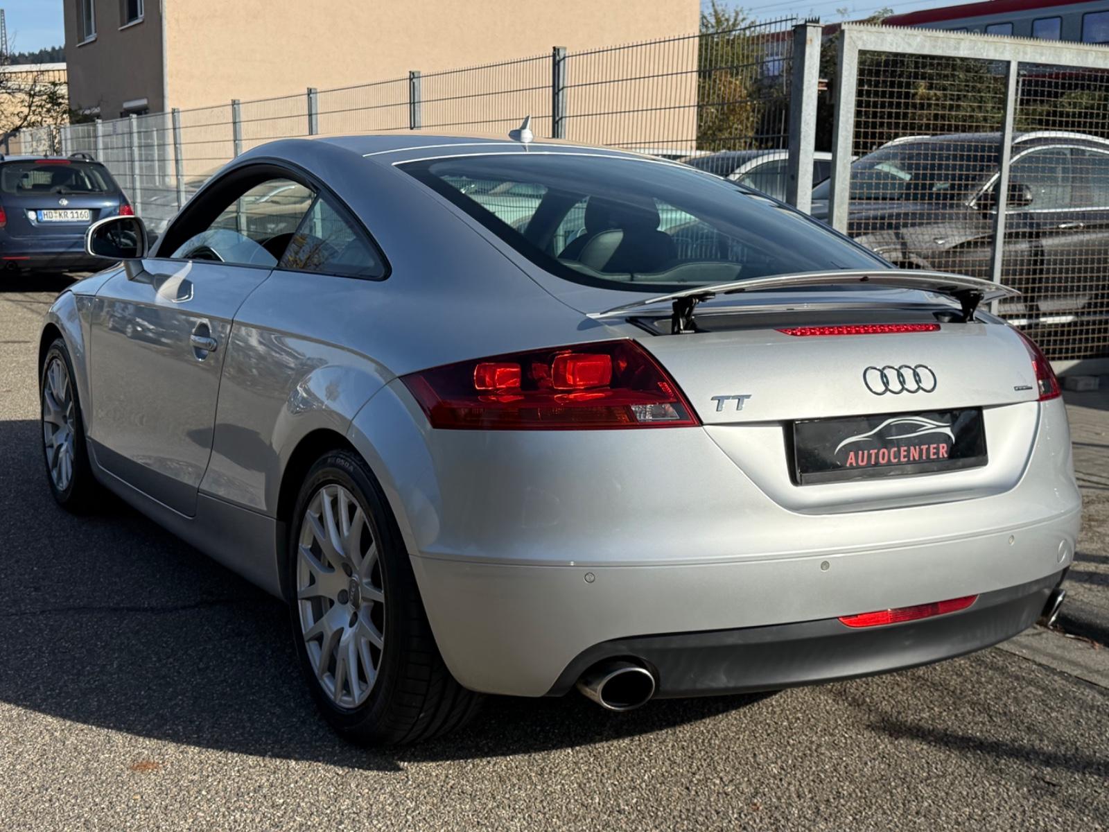 Audi TT Coupé 3.2 V6 250ch - 2ème main - Entretien Audi - Alcantara - Xénon