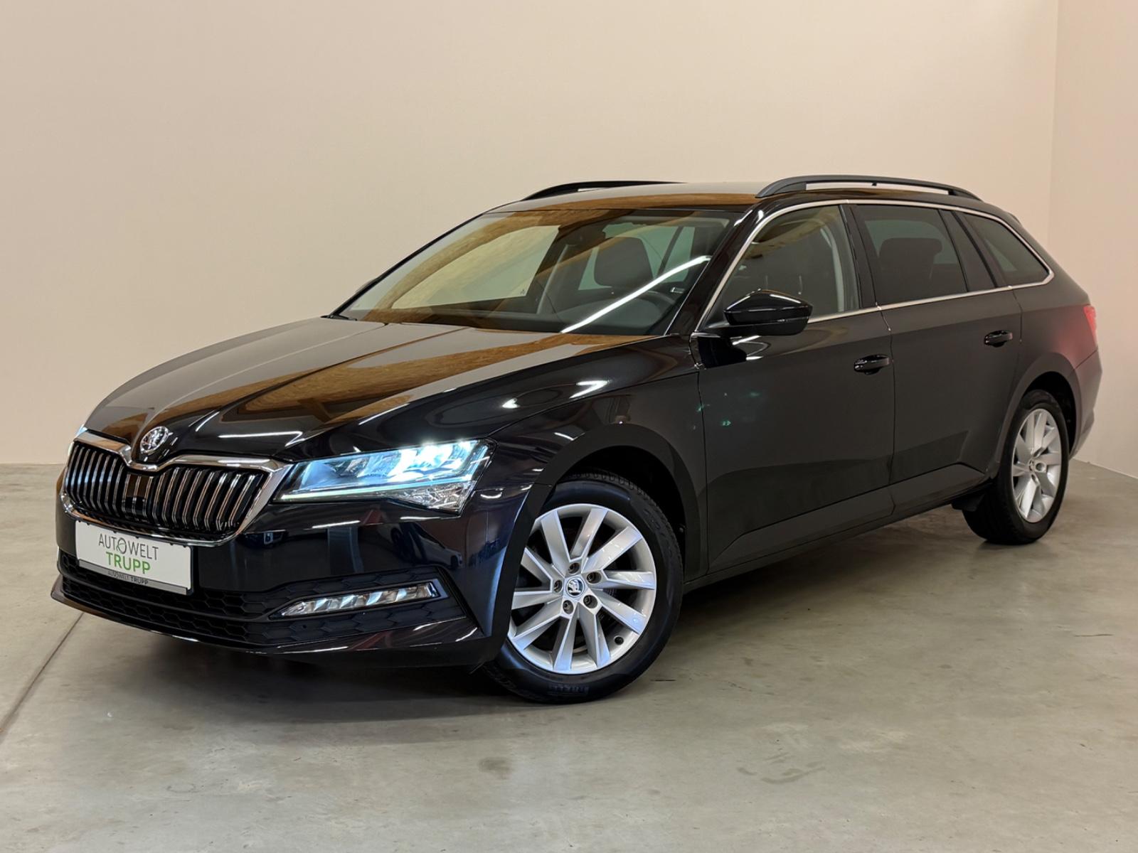 Skoda Superb 4x4 2,0TDI/AHK/LED/SHZ/Kessy/DAB