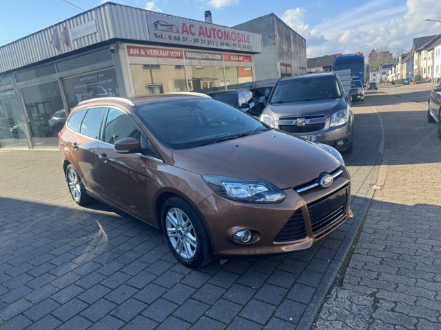 Ford Focus Titanium 2.0TDCI*SHZ*Leder*Navi