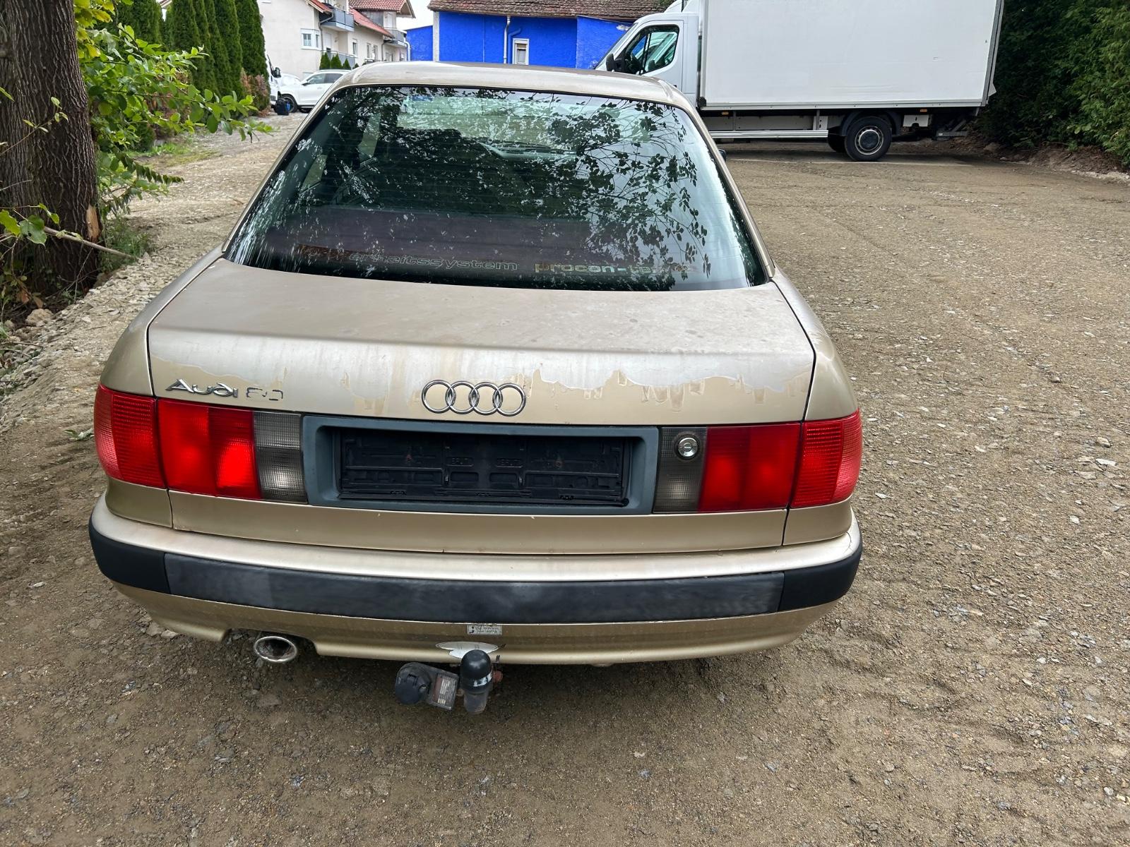 Audi 80