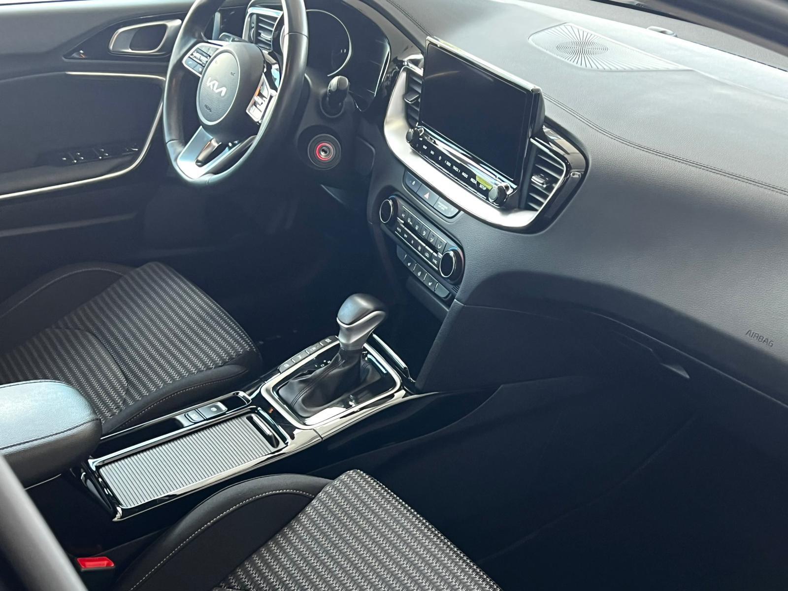 Kia cee'd Sportswagon 1.6 CRDI "R-Kamera/ACC/Navi"