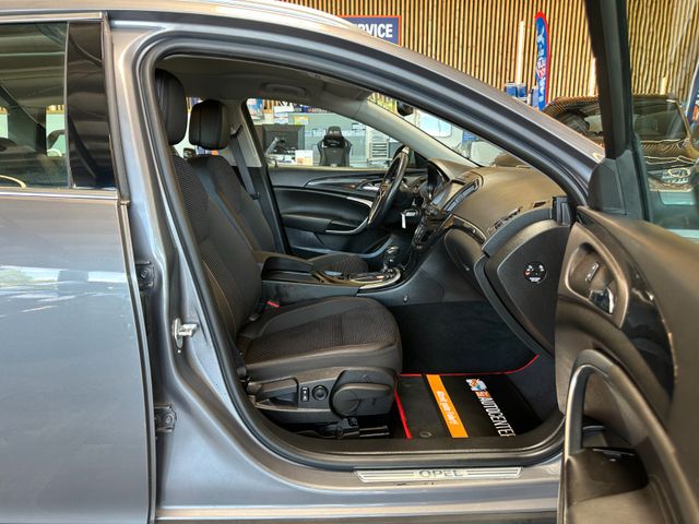 Opel Insignia A Sports Tourer Innovation *BiXenon*