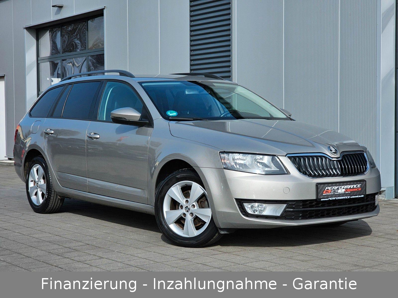 Skoda Octavia Kombi Elegance 1.4 Teilleder + Sitzheizu