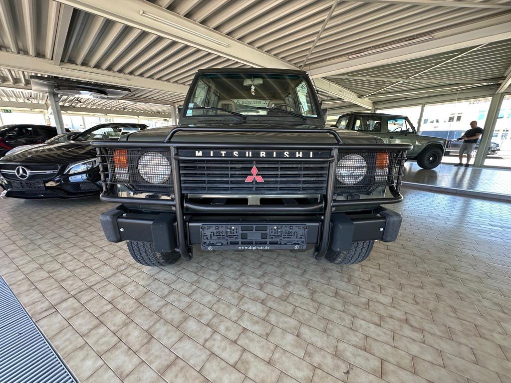 Mitsubishi Pajero L040*H-Zulassung*