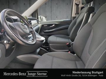 Mercedes V 220 - 10
