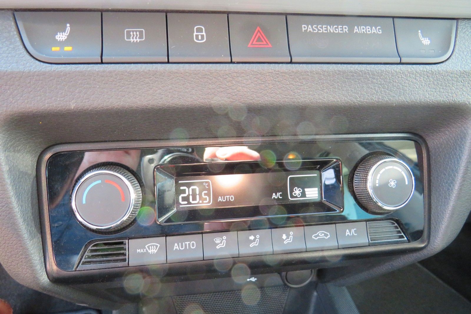 Fahrzeugabbildung SKODA Fabia Combi Ambition GJ SMART-LINK SITZH. NAVI 1