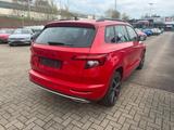 Skoda Karoq 1.5 TSI DSG Sportline AHK|PANO|Standheiz.| - rote Skoda Karoq