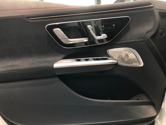 Fahrzeugabbildung Mercedes-Benz EQE AMG 43 4M Night/Pano/HuD/Hyperscreen/360°