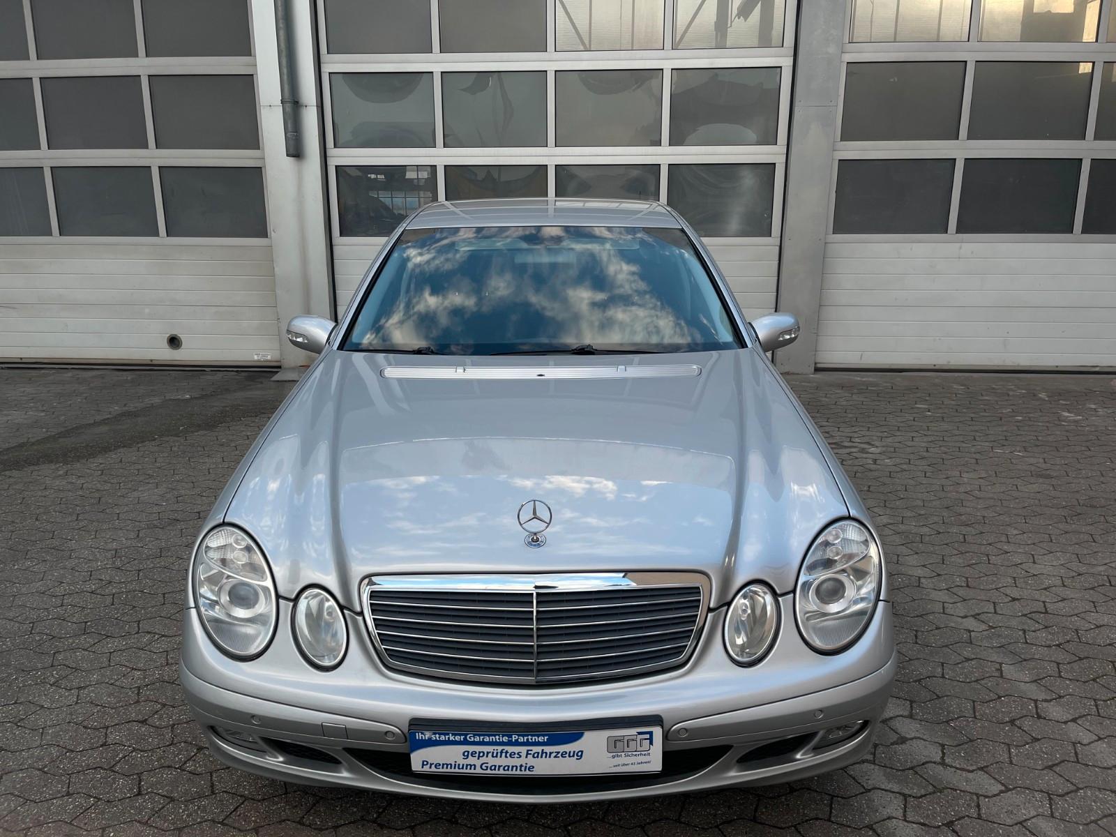 Mercedes-Benz E 200 Kompressor  Limousine +Steuerkette Neu*