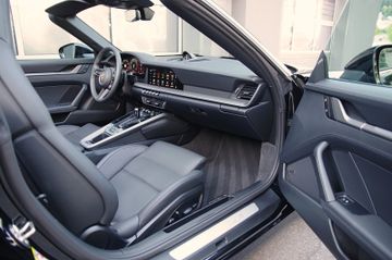 Porsche 992.2 S Cabrio*Sportab.,Chrono,ACC,BOSE,14-Wege*