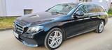Mercedes-Benz E 220 d 4MATIC T Autom. -Headup  - Mercedes-Benz E 220 Gebrauchtwagen in München