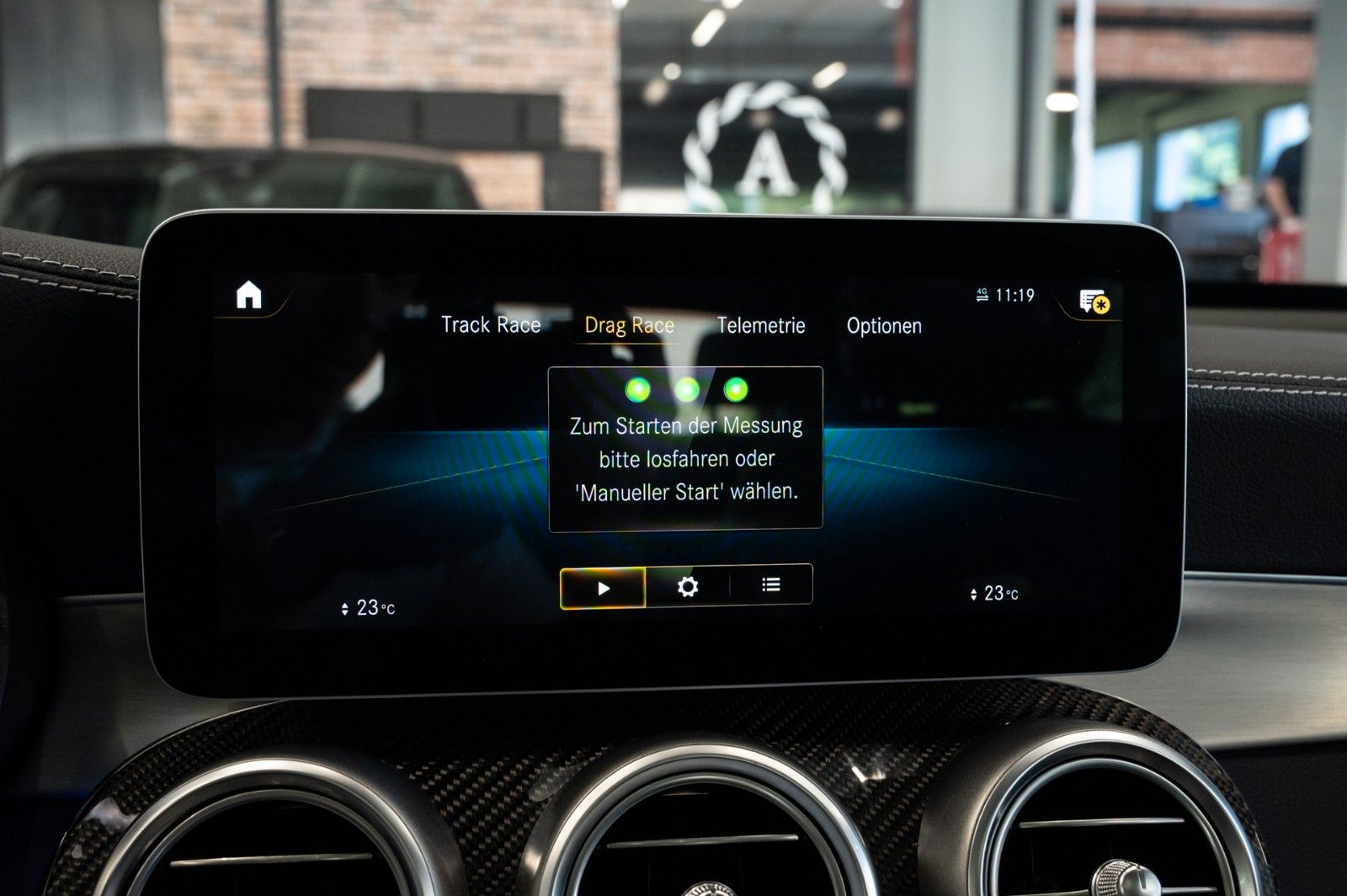 Daumennagel 31 - Mercedes-Benz GLC 63S AMG 4Matic|CARBON|PANO|HEAD-UP|VOLL