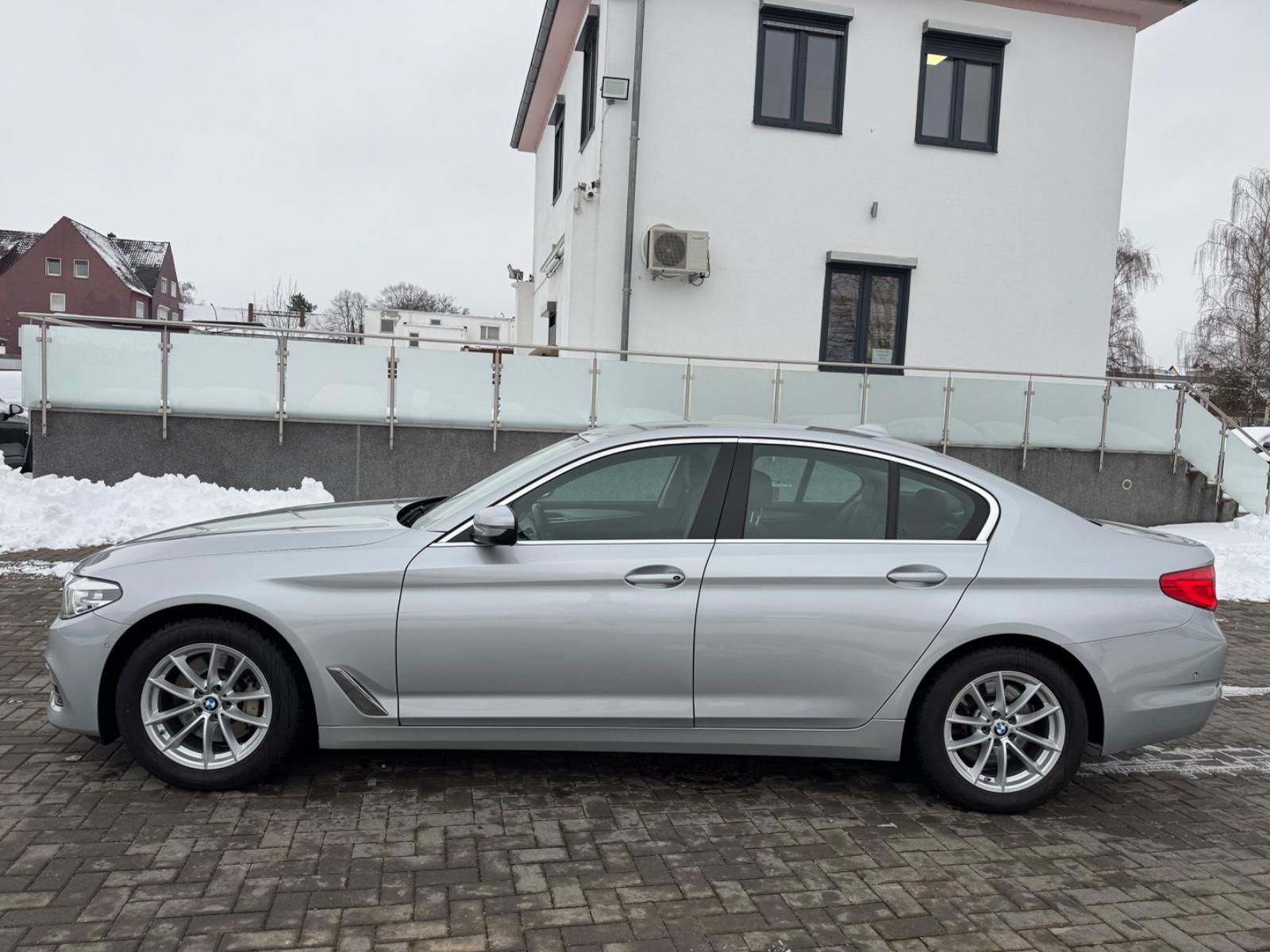 BMW 530 d/AUT/SHZ/TEMP/PDC/NAV/