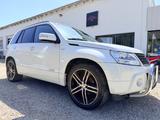 Suzuki Grand Vitara 1.9 DDIS X 30 NAVI*LEDER*XENON*EU5* - weiße Suzuki Grand Vitara