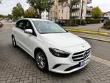Mercedes-Benz B 180 DCT - Progressive - Mercedes-Benz B 180: Progressive