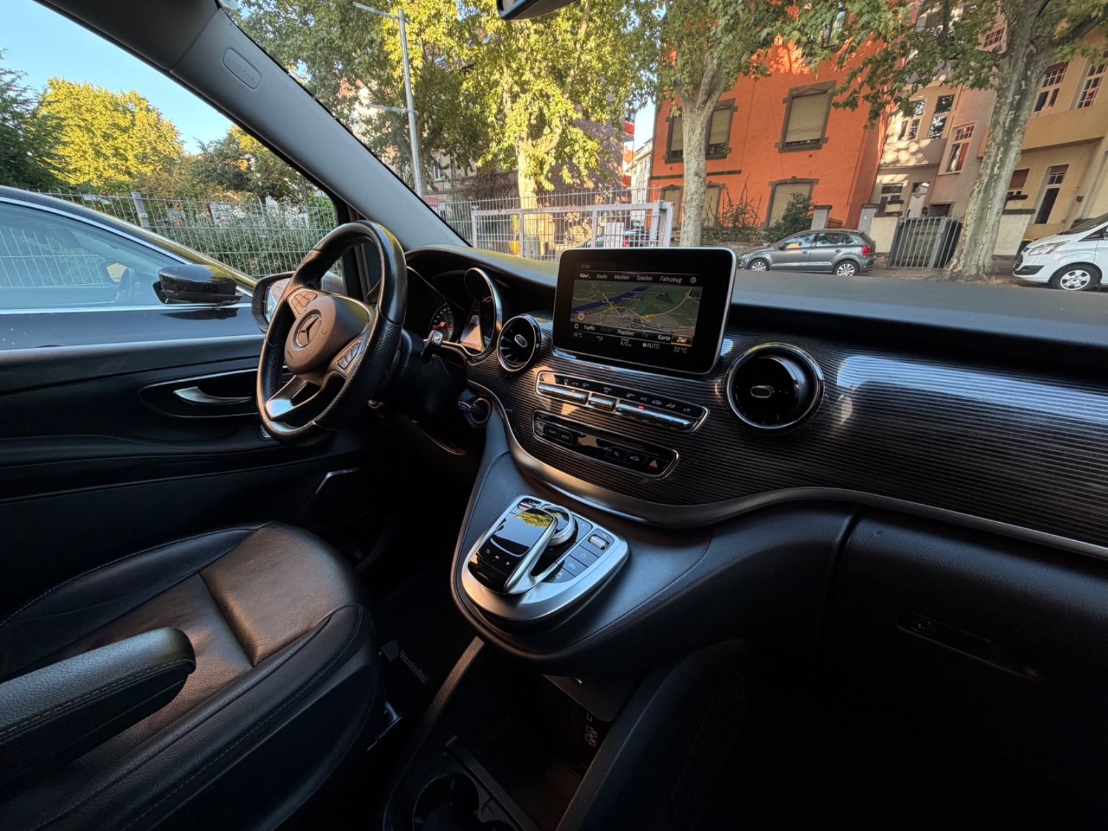 Mercedes-Benz V 250d AVANTGARDE EDITION 4MATIC Leder Burmester foto 11