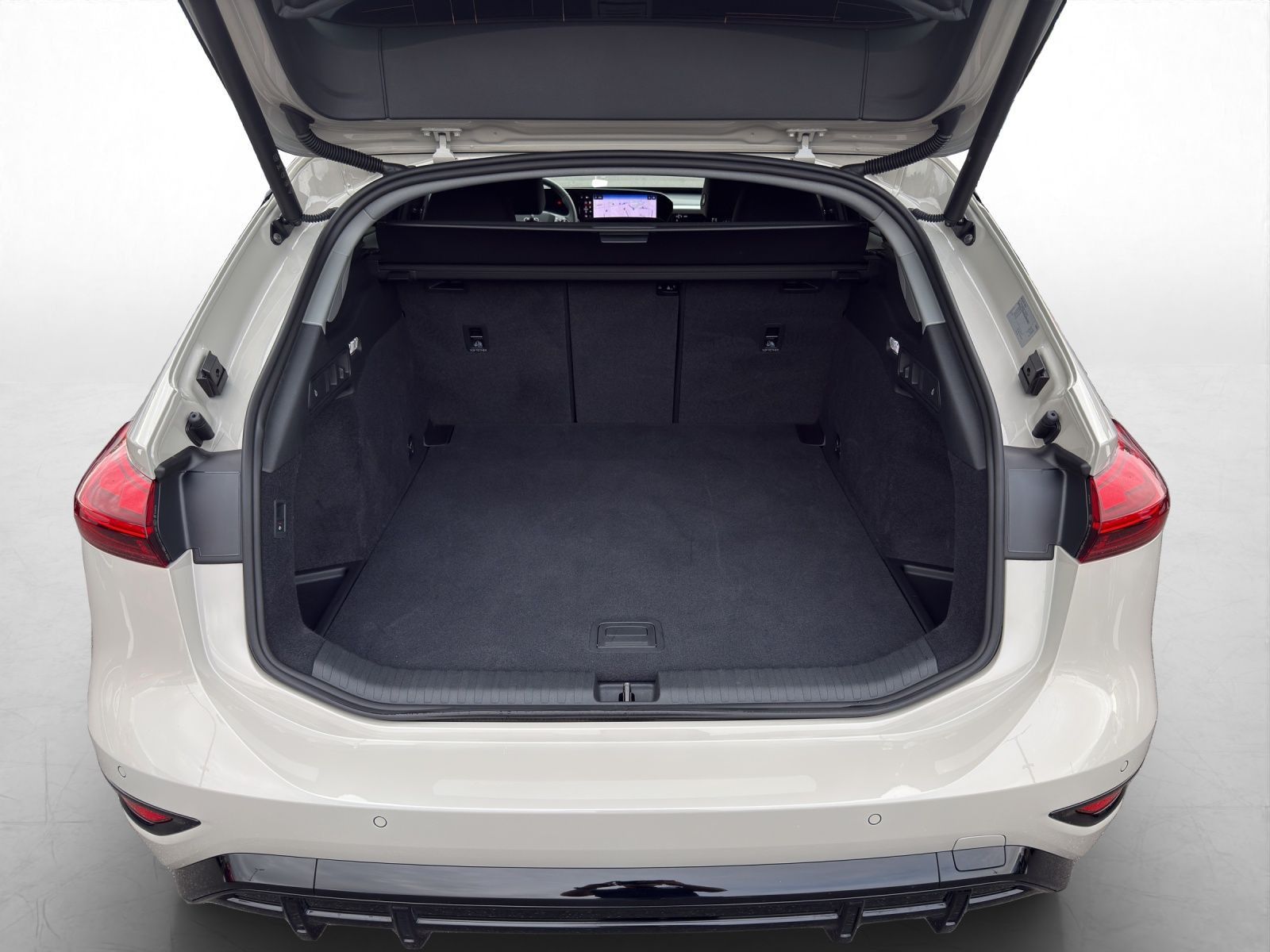 Audi A6 e-tron - Bild 12