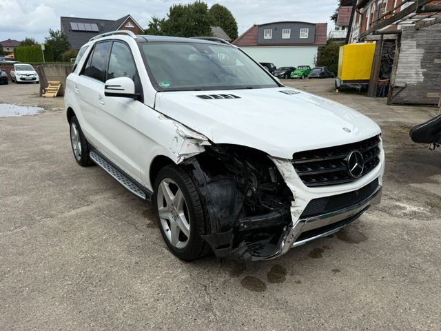 Mercedes-Benz ML 350 CDI BlueTec Pano, Navi, Xenon