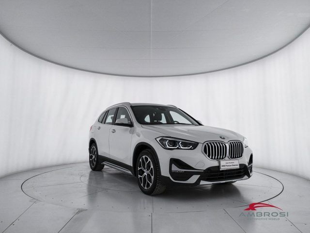 BMW X1 xdrive25e xLine auto imagem 2