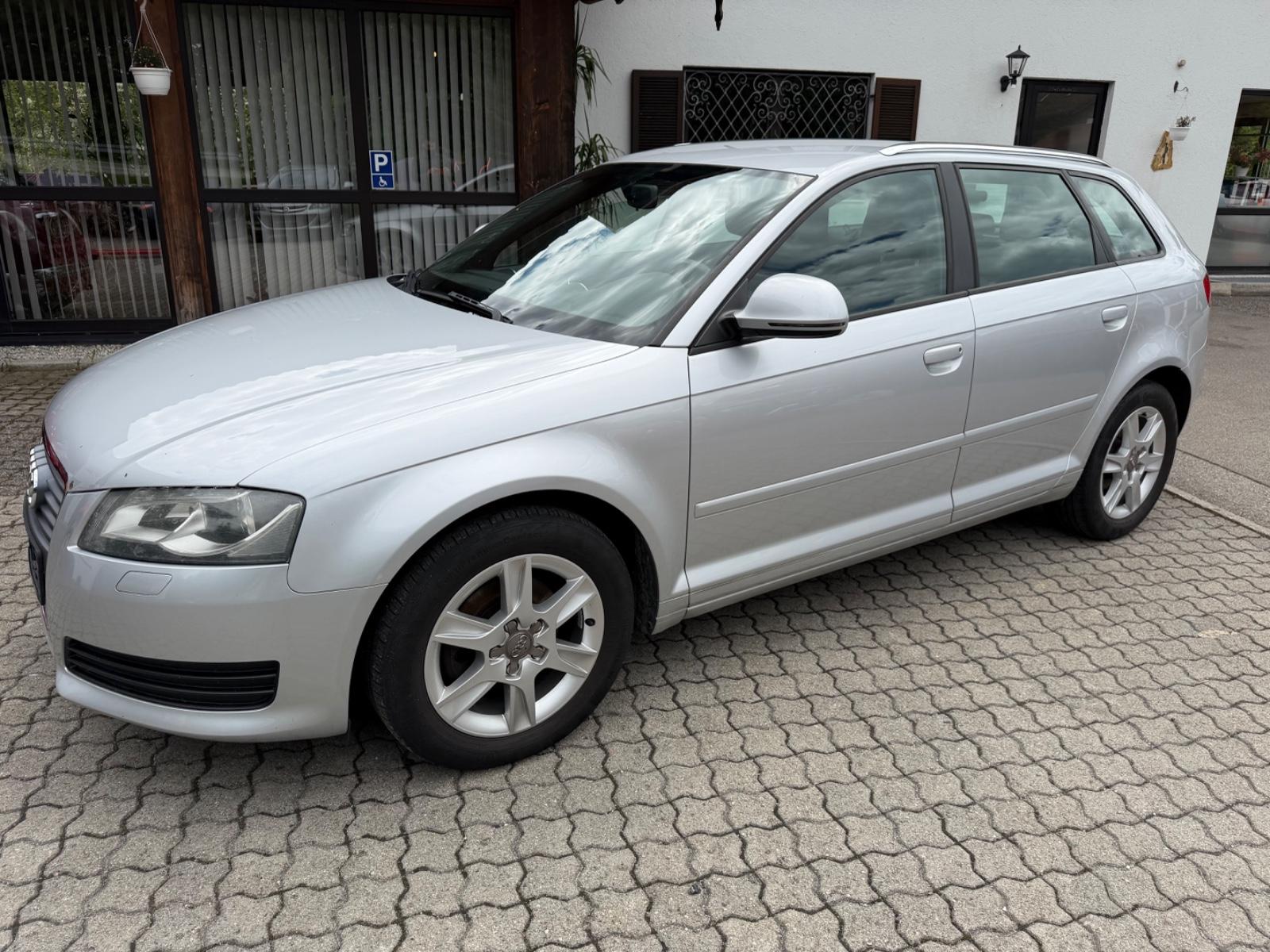 Audi A3 Sportback 1.6 TDI Attraction