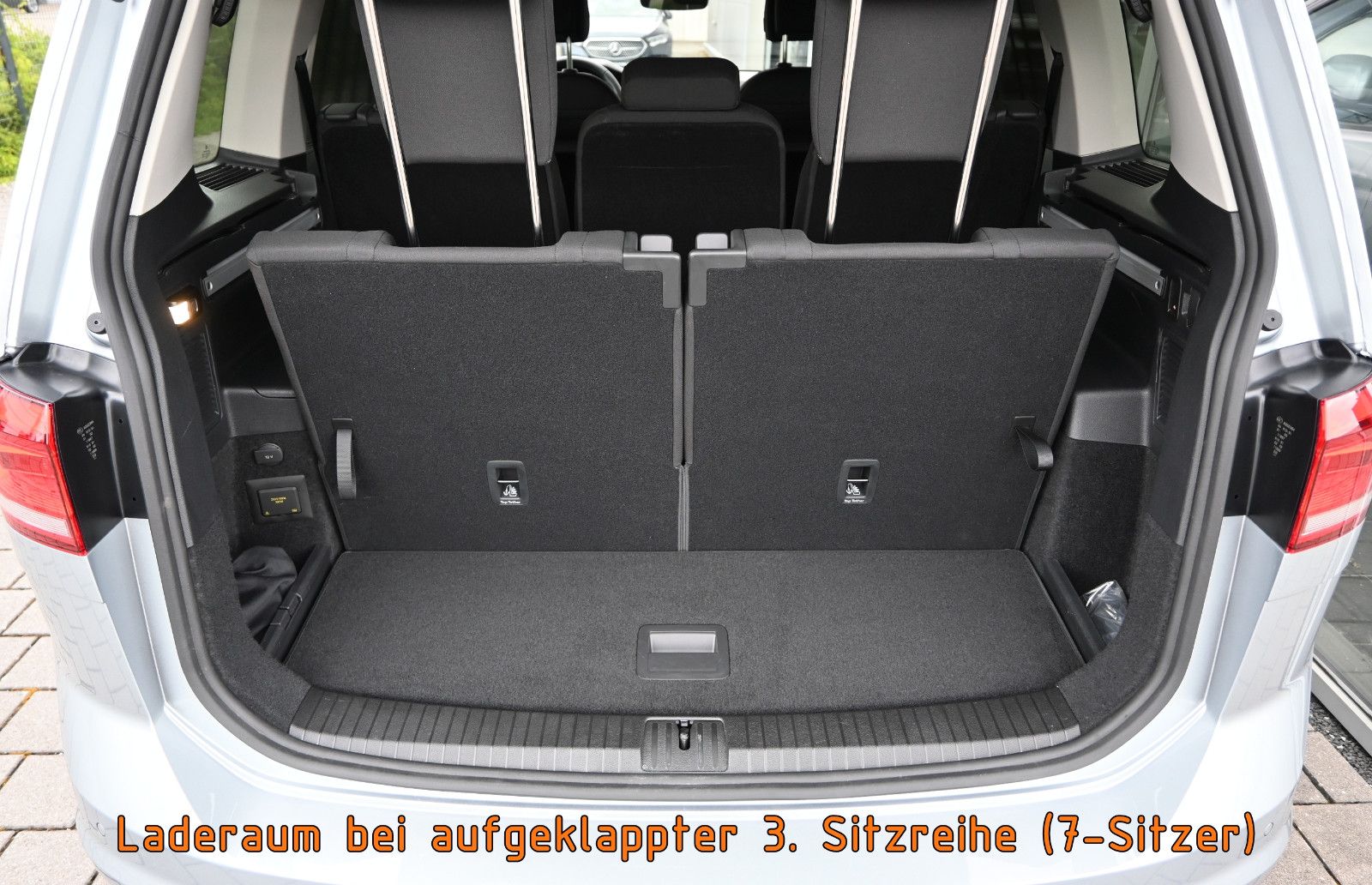 Fahrzeugabbildung Volkswagen Touran 1.5 TSI DSG °UVP 61.017€°ACC°AHK°STANDHEI