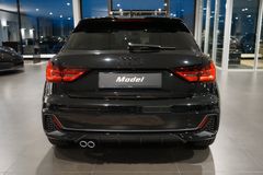 AUDI A1 Sportback 40 TFSI | 2x S line | SONOS | 18" AUDI A1 Sportback 40 TFSI | 2x S line | SONOS | 18"