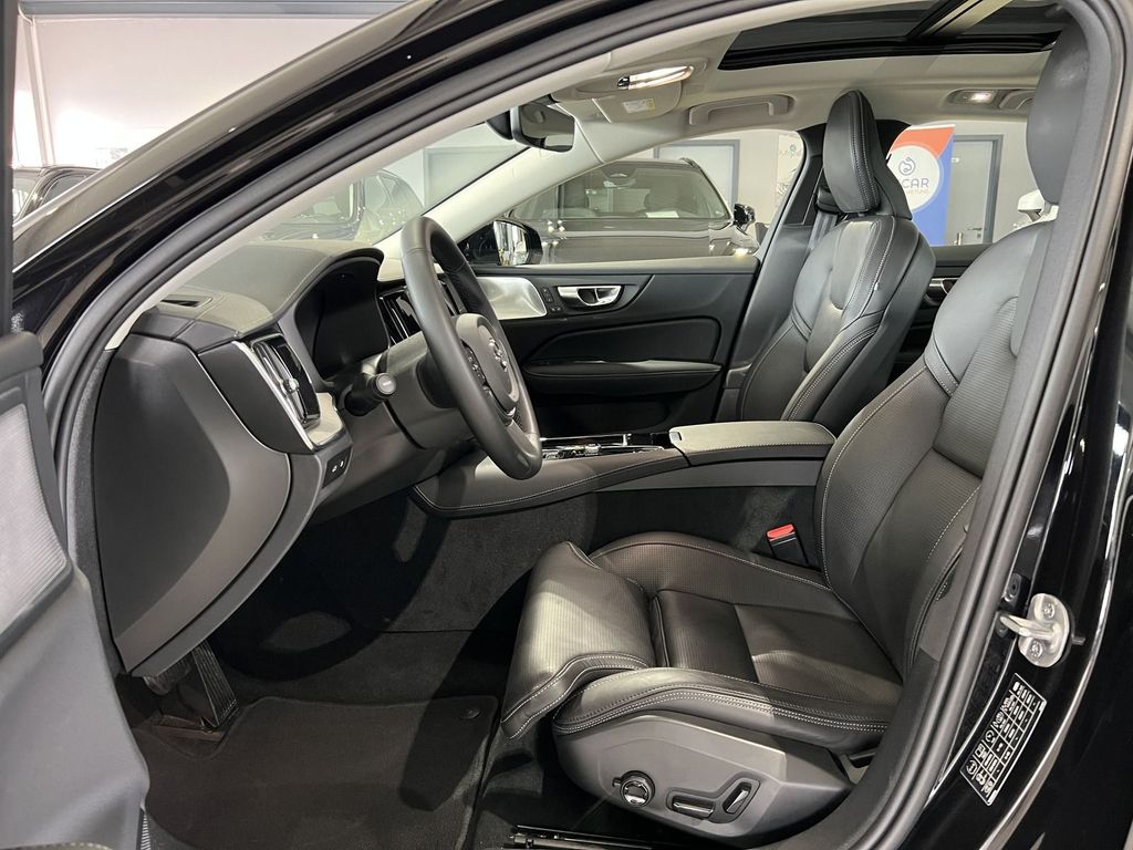 Volvo S60 T8 Ultimate Dark Recharge AWD B&W Massage