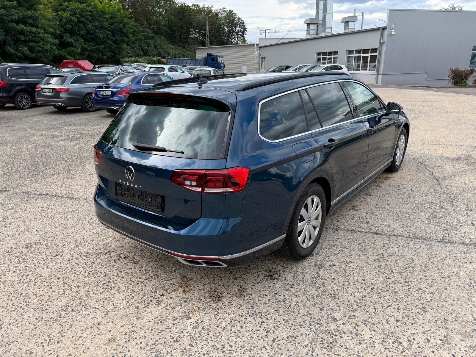 Volkswagen Passat 2.0 TSI DSG R-Line AHK RFK Massag, миниатюра 4