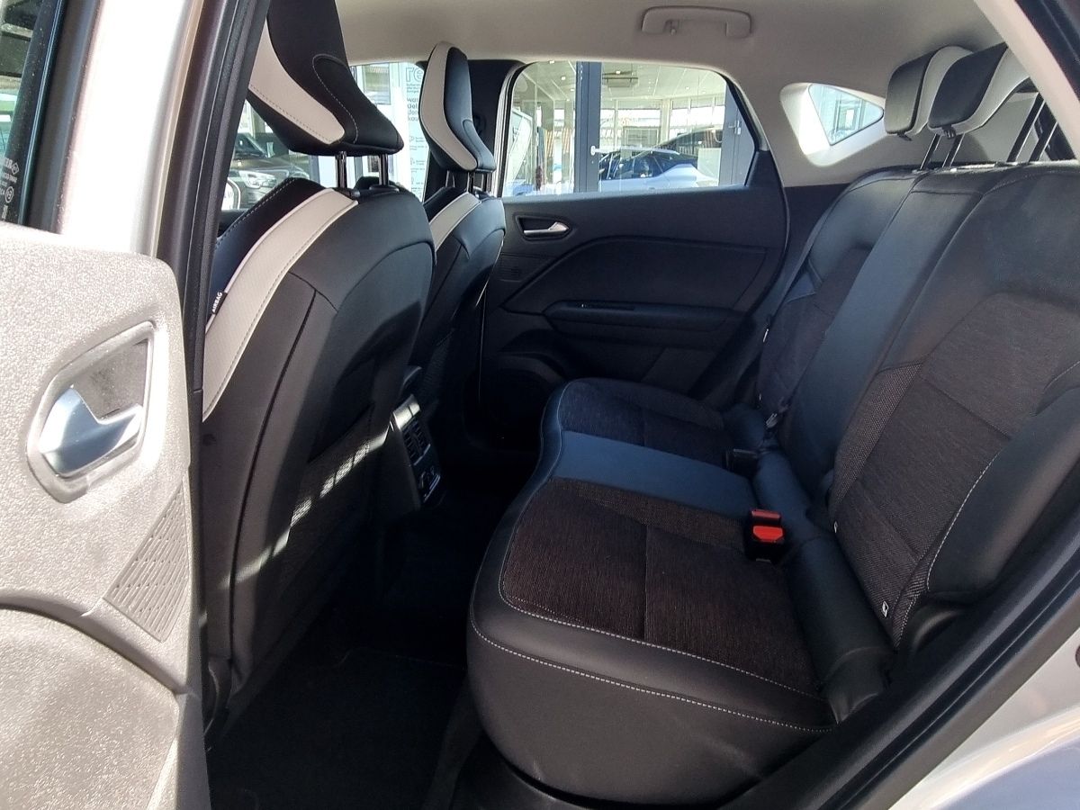 Fahrzeugabbildung Renault Captur INTENS TCe 130 EDC