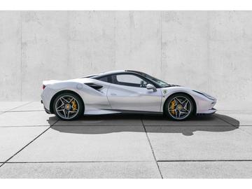 2020 Ferrari F8 — фото 7