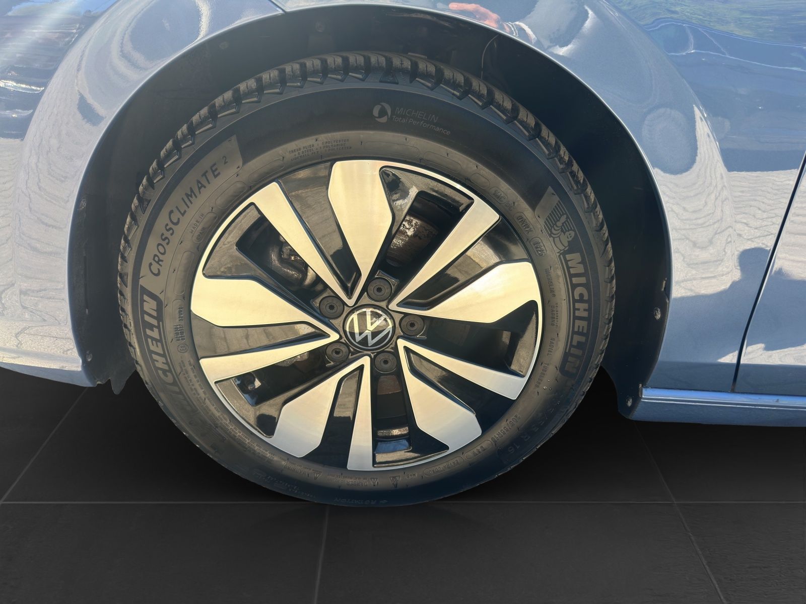 Volkswagen Golf - Bild 7