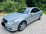 Mercedes-Benz MERCEDES BENZ CLK220 CDI AUTOMATIK XENON S... - Mercedes-Benz CLK 220: Cdi