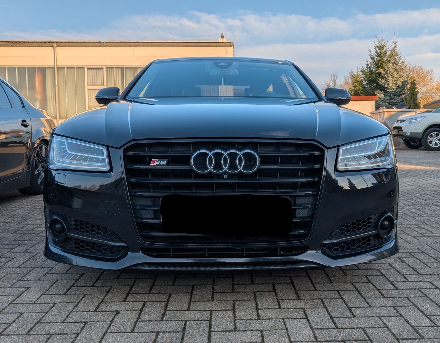 AUDI S8+ 4.0 TFSI tiptronic quattro B&amp;O Nachtsicht