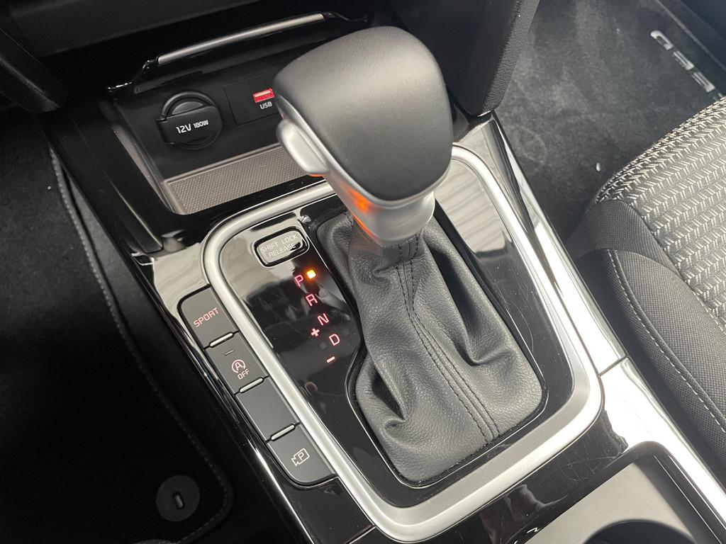Kia Ceed SW 1.5 T-GDI DCT Spirit