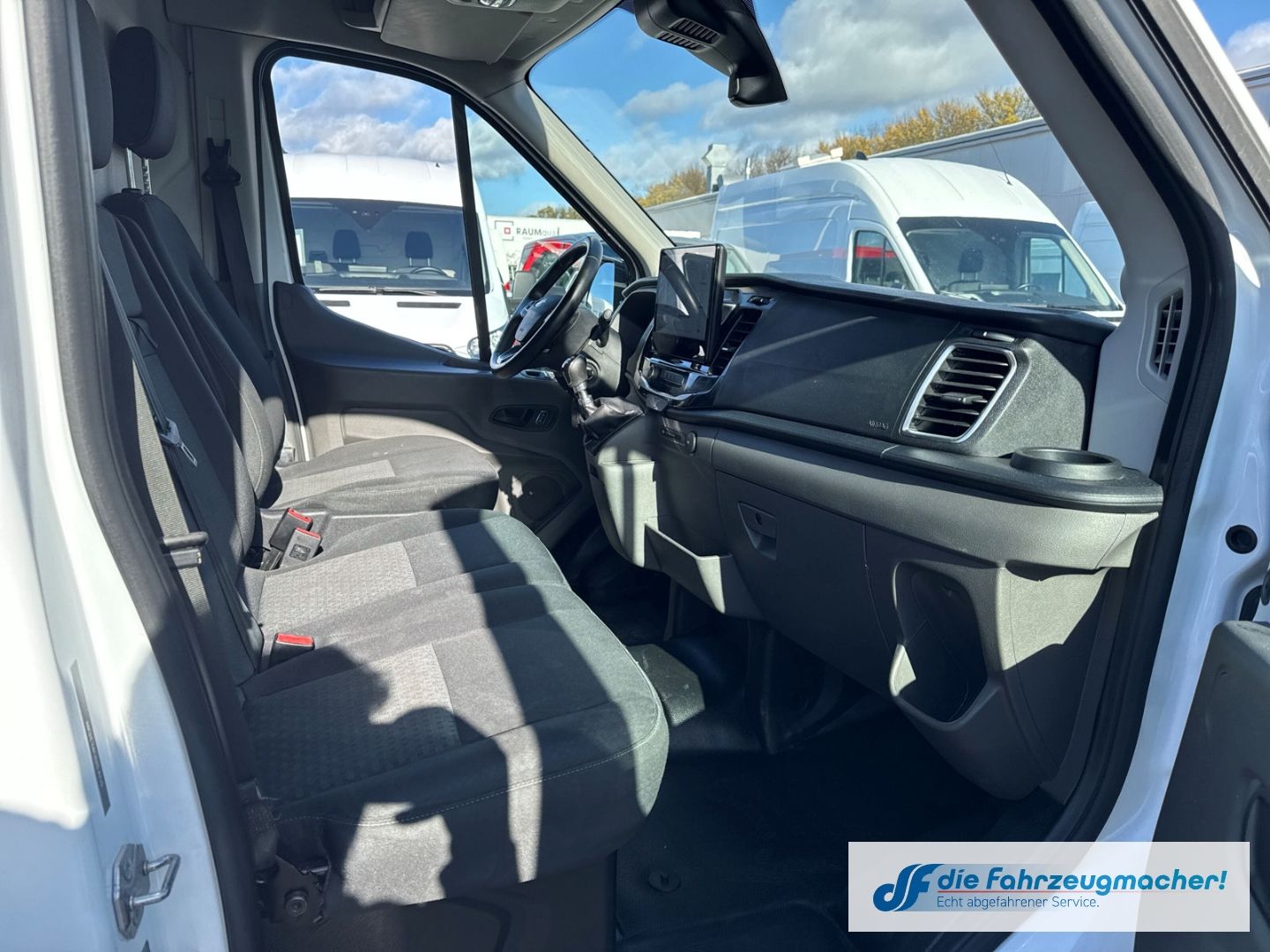 Fahrzeugabbildung Ford Transit Kasten 350 L2 Trend Klimaautom DAB Totwi