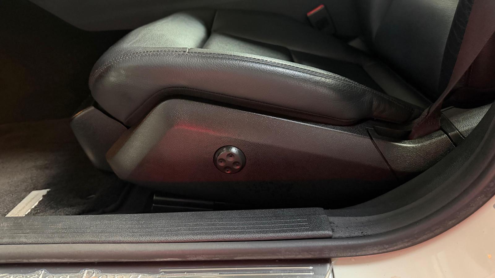 Mercedes-Benz E 300T E 350 4M BlueEfficiency  Leder KEYLESS-GO